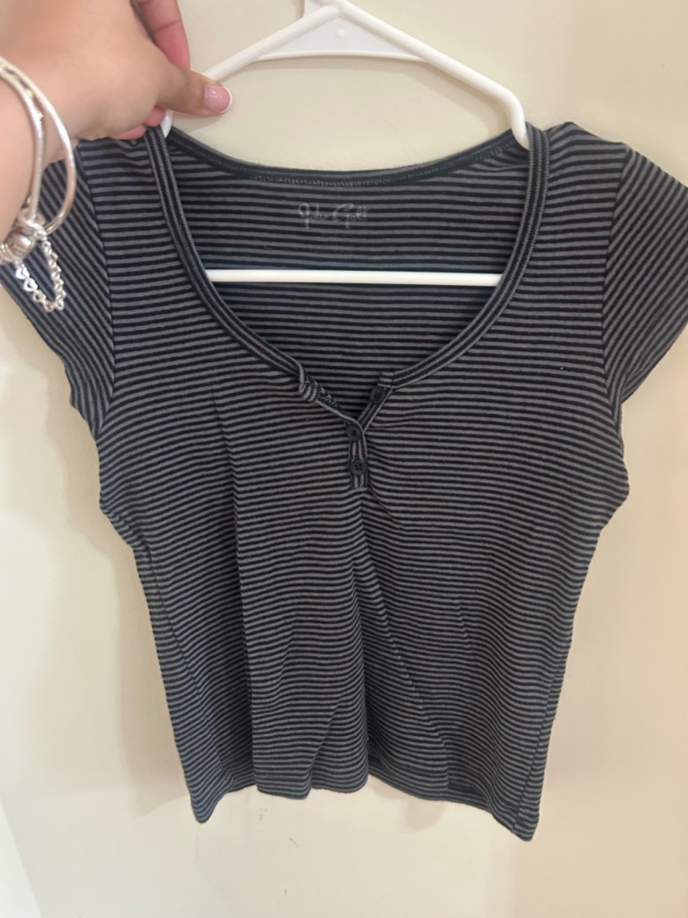 Brandy Melville Black & Gray Striped Scoop Tie-Front Crop Top